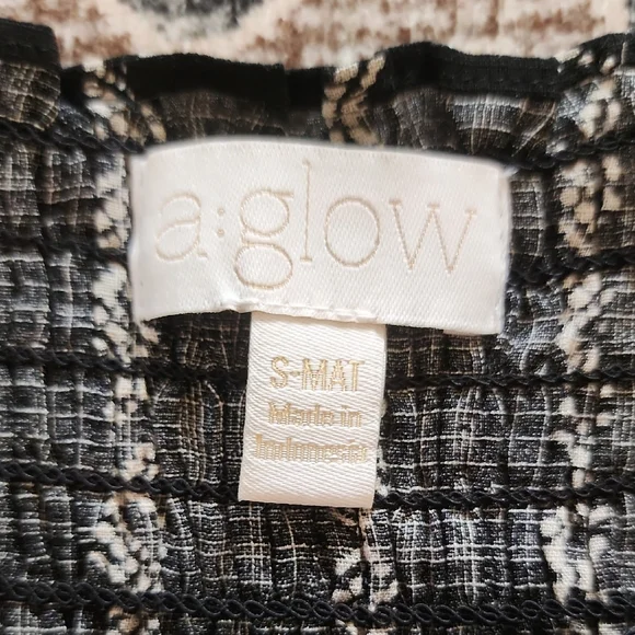 Medium Maternity Shirts See Pictures For Brands - Picture 9 of 11